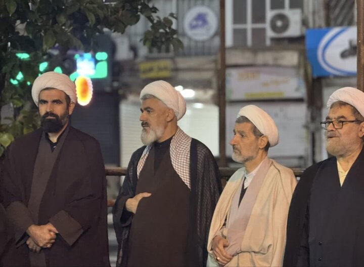 تصاویر/ حضور و سخنرانی مدیر حوزه علمیه استان گیلان و امام جمعه شهرستان سیاهکل در تجمعات انقلابی این شهرستان و بیعت با مقام معظم رهبری