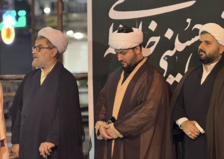 تصاویر/ حضور و سخنرانی مدیر حوزه علمیه استان گیلان و امام جمعه شهرستان سیاهکل در تجمعات انقلابی این شهرستان و بیعت با مقام معظم رهبری