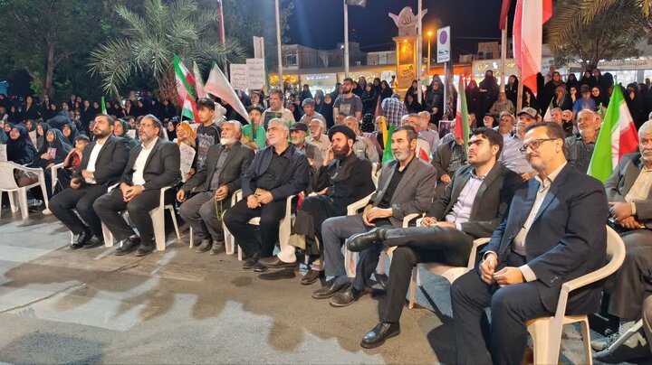 تصاویر/ گوشه‌هایی از تجمع خیابانی «شب‌های اقتدار» توسط مردم گرمسار