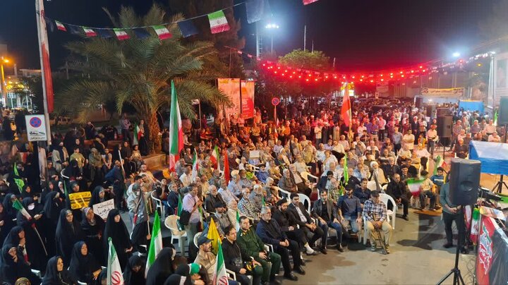 تصاویر/ گوشه‌هایی از تجمع خیابانی «شب‌های اقتدار» توسط مردم گرمسار