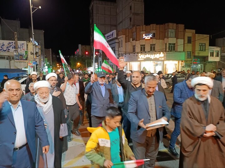 تصاویر/ هفتاد و دومین شب متوالی؛ فریاد خونخواهی رهبر شهید مردم بستان آباد