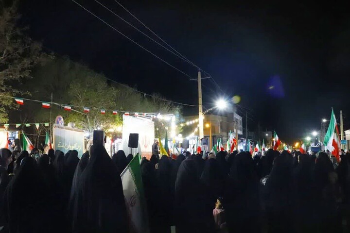 تصاویر/ هفتاد و دومین شب متوالی؛ فریاد خونخواهی رهبر شهید مردم سلطانیه