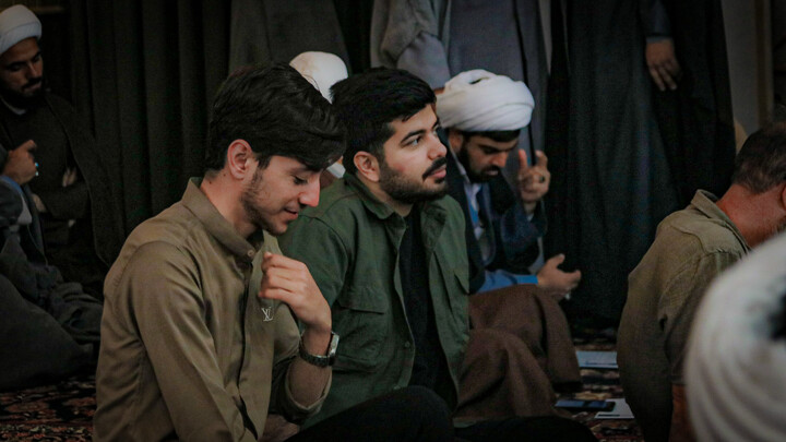تصاویر/گردهمایی فعالان فرهنگی حماسه حضور در مدرسه علمیه آیت‌الله آخوند همدان برگزار شد