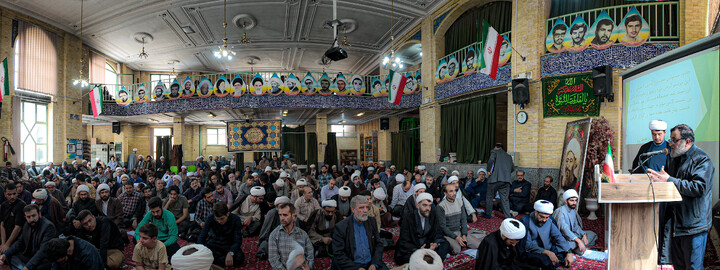 تصاویر/گردهمایی فعالان فرهنگی حماسه حضور در مدرسه علمیه آیت‌الله آخوند همدان برگزار شد