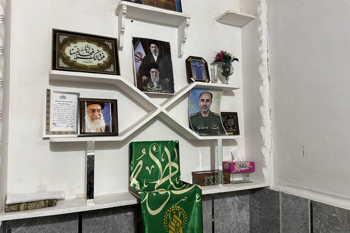 پرچم حرم کریمه اهل‌بیت(س) به منازل شهدای استان هرمزگان رفت