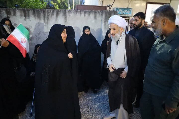 تصاویر/ افتتاح مسجد امام سجاد (ع) به دست نماینده ولی فقیه در استان