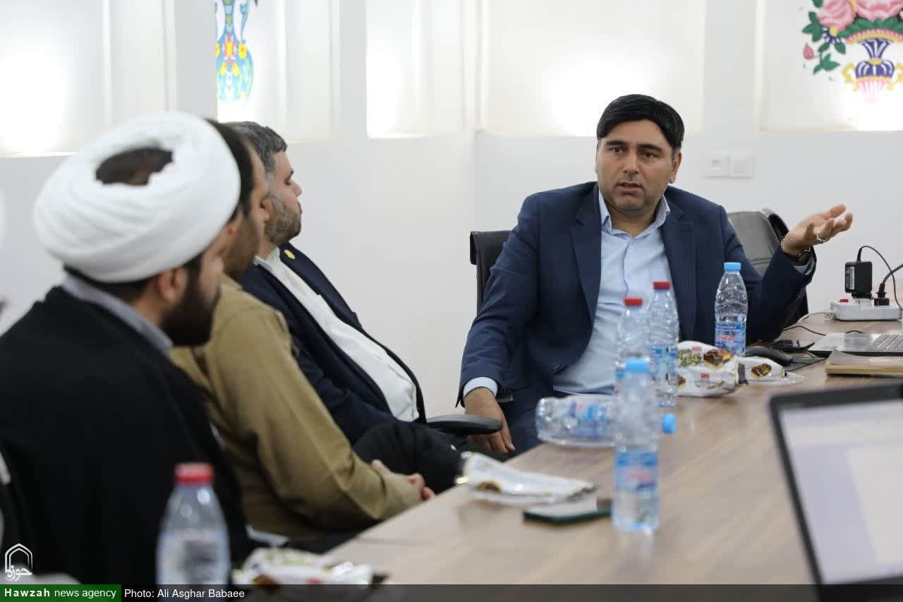 کارگاه آشنایی با اماکن باستانی یزد ویژه حوزویان یزد برگزار شد+ تصاویر
