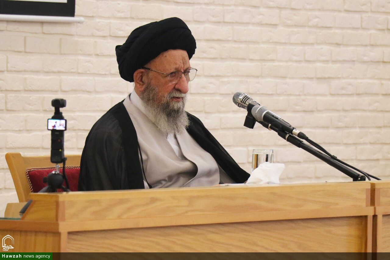 تصاویر / مراسم بزرگداشت شهید مطهری و پاسداشت هفته معلم و کارگر در گرگان