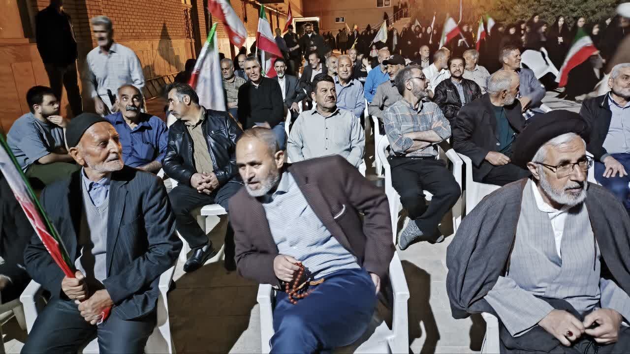 مدرسه علمیه الغدیر میزبان راهپیمایان نراقی