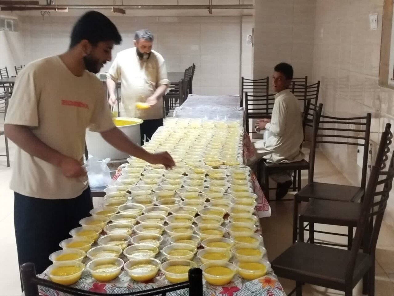 مدرسه علمیه الغدیر میزبان راهپیمایان نراقی
