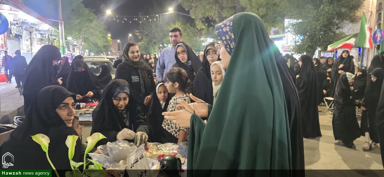تقدیر حوزه علمیه خواهران حضرت ولیعصر (عج) بناب از نیروهای هلالاحمر + عکس