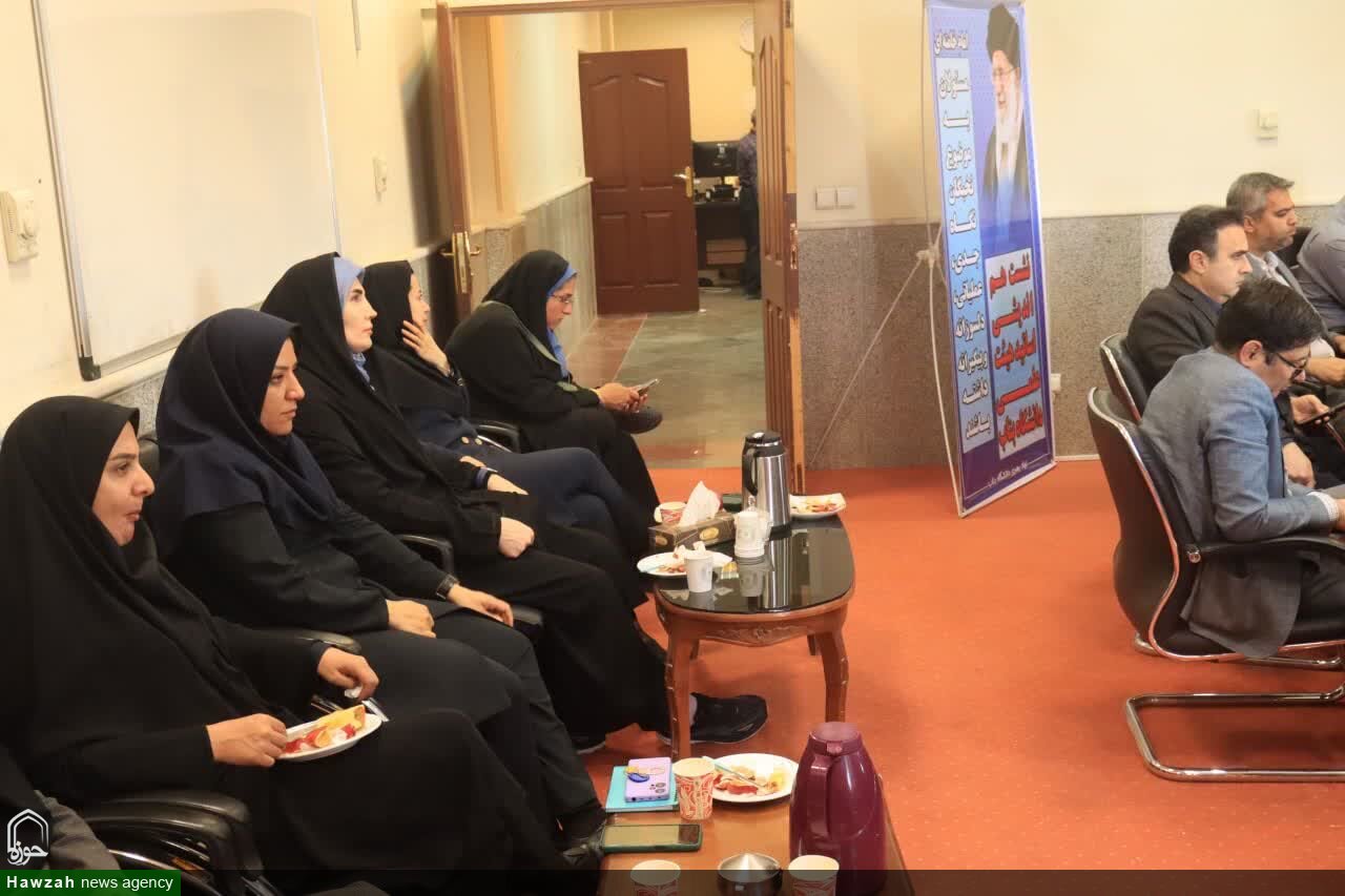 تأکید امام جمعه بناب بر نقش تربیتی اساتید و لزوم پیوند دانشگاه با صنعت