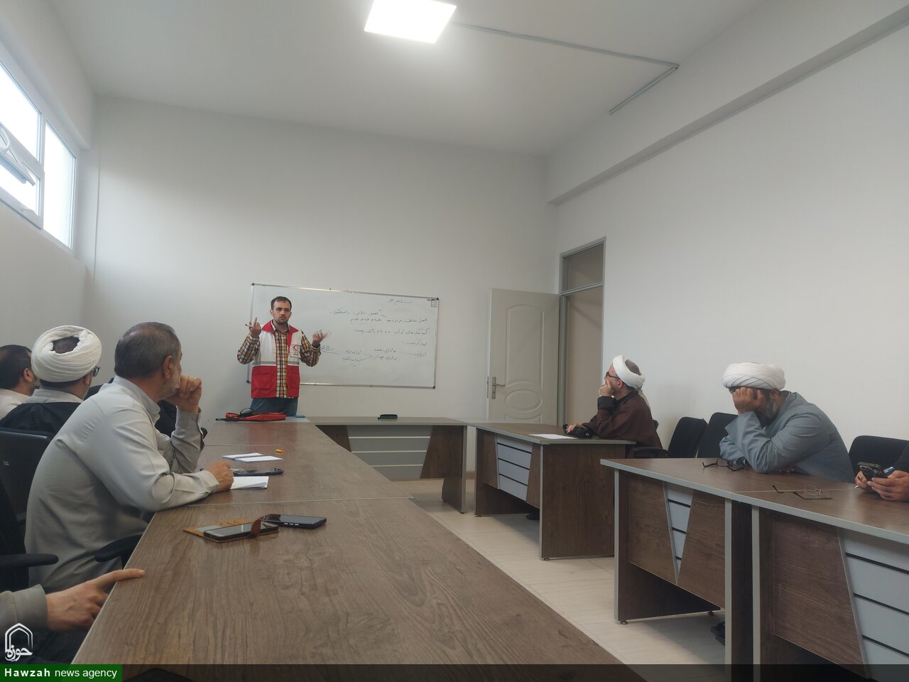 توانمندسازی کادر حوزه علمیه آذربایجان شرقی با دوره تخصصی امداد و نجات