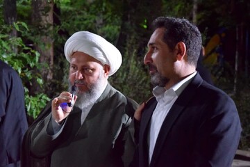 تصاویر/ افتتاحیه نمایشگاه کتاب و آثار طراحی و نقاشی در آران و بیدگل