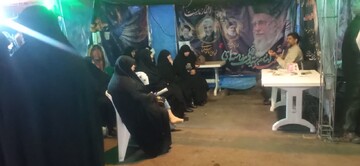 تصاویر/برگزاری نشست تبیین مسائل جنگ در موکب مدرسه علمیه فاطمه‌الزهرا اراک