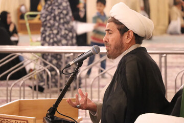 استاد حشمت‌پور عمر خود را وقف تعلیم و ترویج حکمت اسلامی کرد