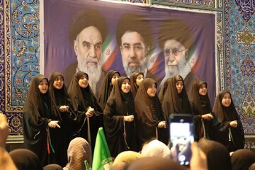 تصاویر/ هفتاد و پنجمین اجتماع شبانه مردمی در قرچک