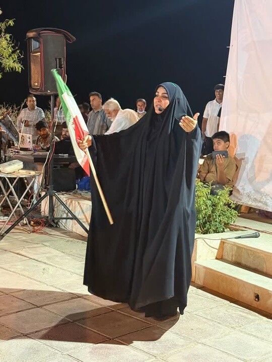 تصاویر/ امضای بندرریگی ها در شب هفتاد و سوم بیعت با رهبری
