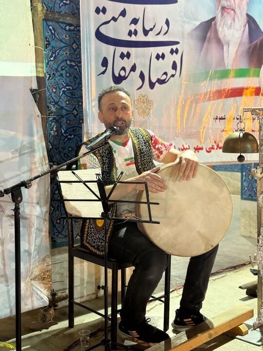 تصاویر/ امضای بندرریگی ها در شب هفتاد و سوم بیعت با رهبری