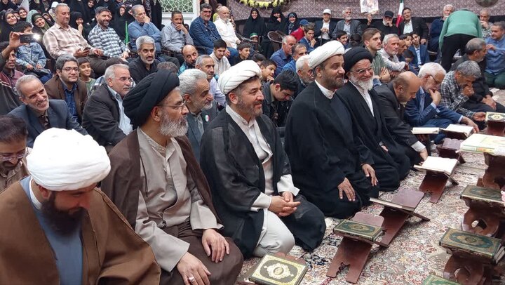 تصاویر/ محفل انس با قرآن با حضور گروه بین‌المللی «بینه»استان اصفهان درنطنز