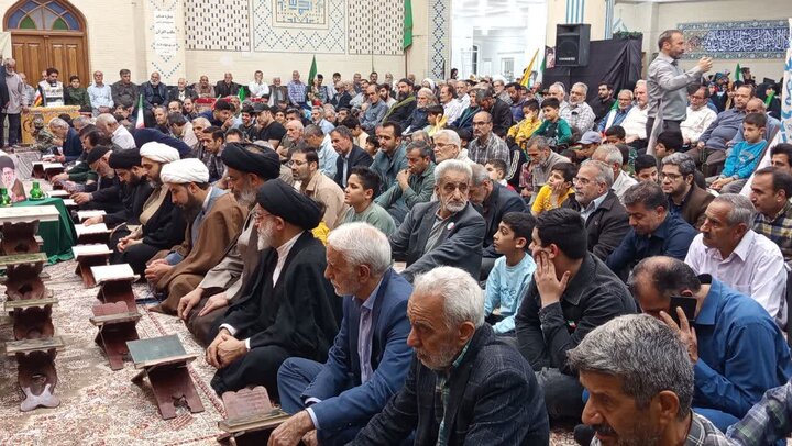 تصاویر/ محفل انس با قرآن با حضور گروه بین‌المللی «بینه»استان اصفهان درنطنز