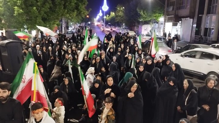 تصاویر/ هفتاد و سومین شب؛ خونخواهی رهبر شهید انقلاب شعار اول مردم میدان اصلی میاندوآب