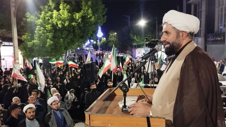 تصاویر/ هفتاد و سومین شب؛ خونخواهی رهبر شهید انقلاب شعار اول مردم میدان اصلی میاندوآب