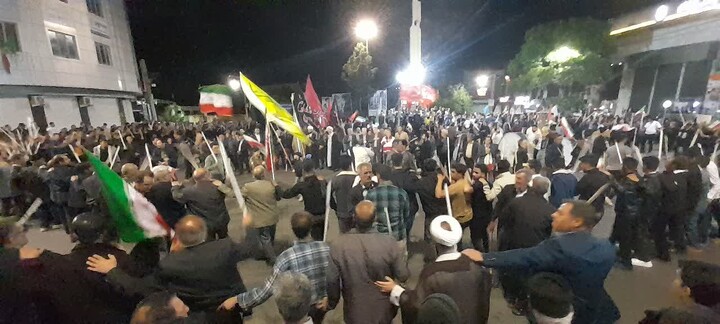 تصاویر/ هفتاد و سومین شب؛ خونخواهی رهبر شهید انقلاب شعار اول مردم میدان اصلی اسکو