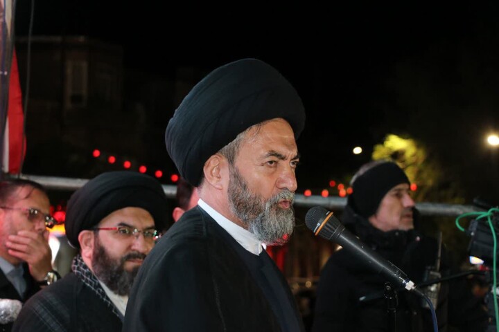تصاویر/ هفتاد و سومین شب؛ خونخواهی رهبر شهید انقلاب شعار اول مردم میدان اصلی زنجان