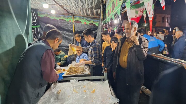تصاویر/ هفتاد و سومین شب؛ خونخواهی رهبر شهید انقلاب شعار اول مردم عجب شیر