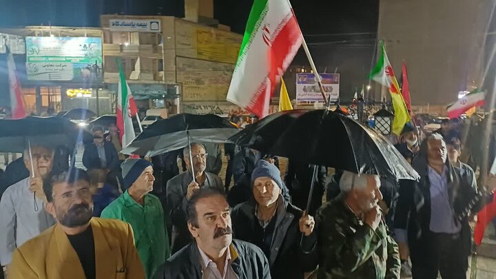 تصاویر/هفتاد و سومین شب حضور پرشور مردم ولایتمدار مامونیه در تجدید بیعت با آرمان‌های انقلاب