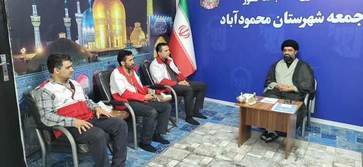 دیدارهای امروز امام جمعه محمودآباد با گروه فرهنگی موکب اخت الرضا {ع} و اعضای جمعیت هلال احمر