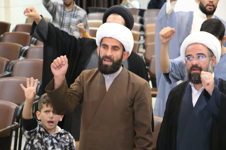 تصاویر | تجدید بیعت فعالین فرهنگی حوزه علمیه اصفهان با رهبر معظم انقلاب اسلامی