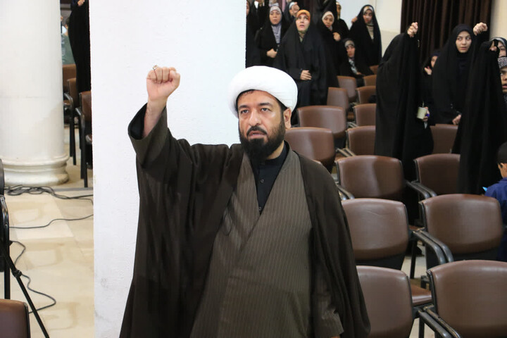 تصاویر | تجدید بیعت فعالین فرهنگی حوزه علمیه اصفهان با رهبر معظم انقلاب اسلامی