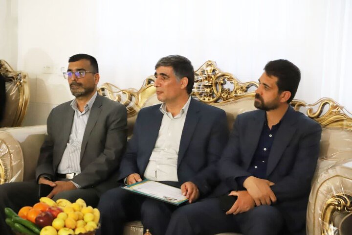 تصاویر/دیدار استاندار مرکزی با خانواده سردار شهید والامقام علی غیاث آبادی