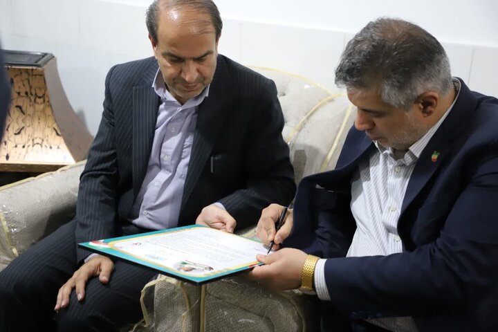تصاویر/دیدار استاندار مرکزی با خانواده سردار شهید والامقام علی غیاث آبادی