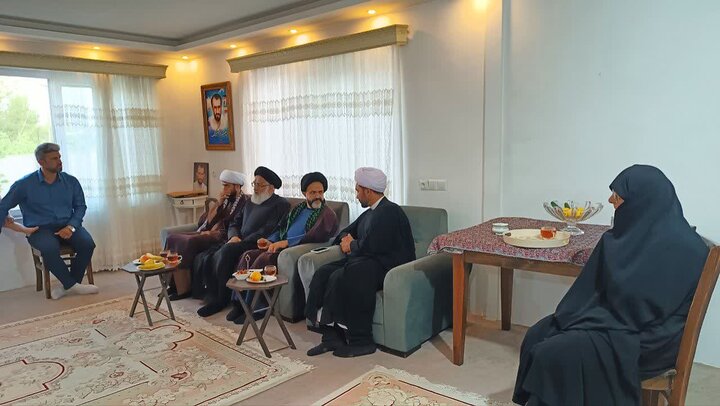 تصاویر/ گذاری بر دیدارهای امروز حجت الاسلام و المسلمین پیشنمازی در سفر به شهرستان چالوس