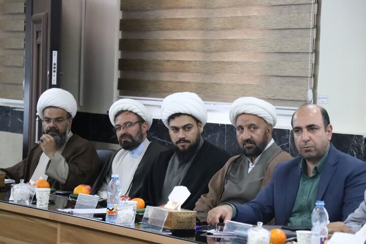 تصاویر/ حضور امام جمعه چهاردانگه در یکصد و سیزدهمین جلسه شورای فرهنگ عمومی شهر