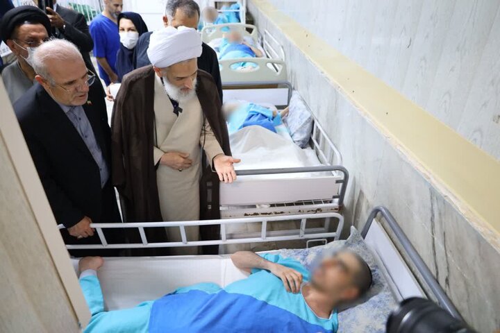 تصاویر / بازدید حجت الاسلام و المسلمین محمدی لائینی از مرکز نگهداری از معلولین  ذهنی نوشیروان بابل