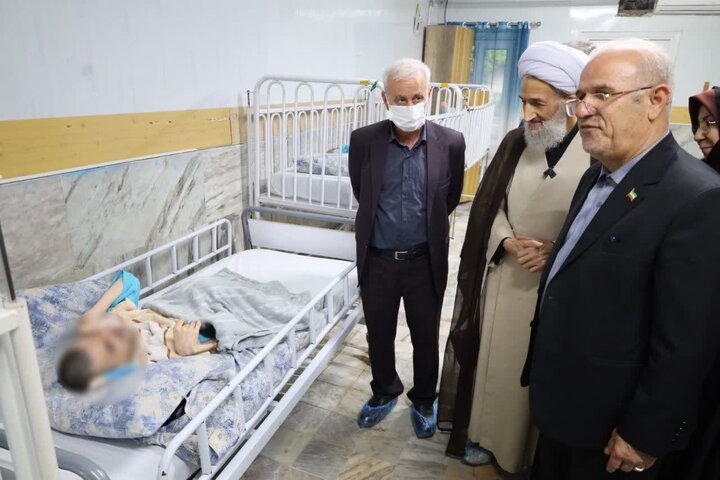 تصاویر / بازدید حجت الاسلام و المسلمین محمدی لائینی از مرکز نگهداری از معلولین  ذهنی نوشیروان بابل