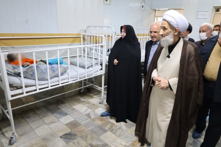 تصاویر / بازدید حجت الاسلام و المسلمین محمدی لائینی از مرکز نگهداری از معلولین  ذهنی نوشیروان بابل