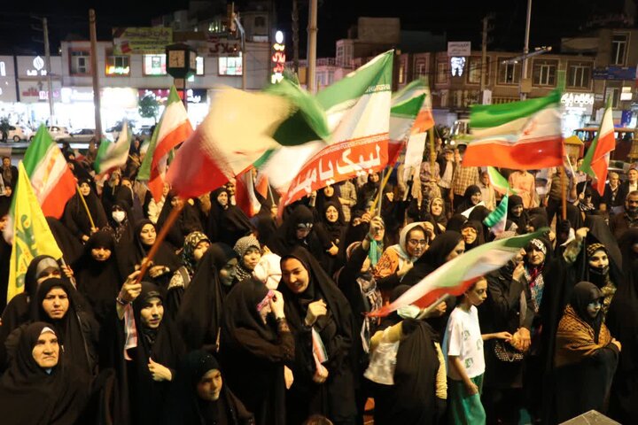 تصاویر/ هفتاد و پنجمین اجتماع شبانه مردمی در قرچک
