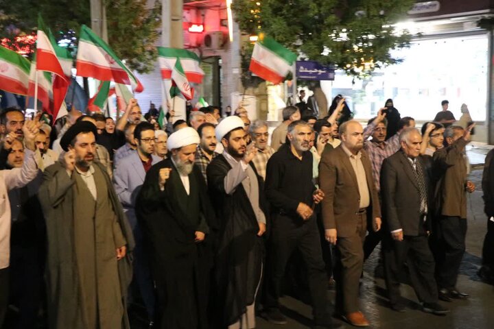 تصاویر/ هفتاد و پنجمین اجتماع شبانه مردمی در قرچک