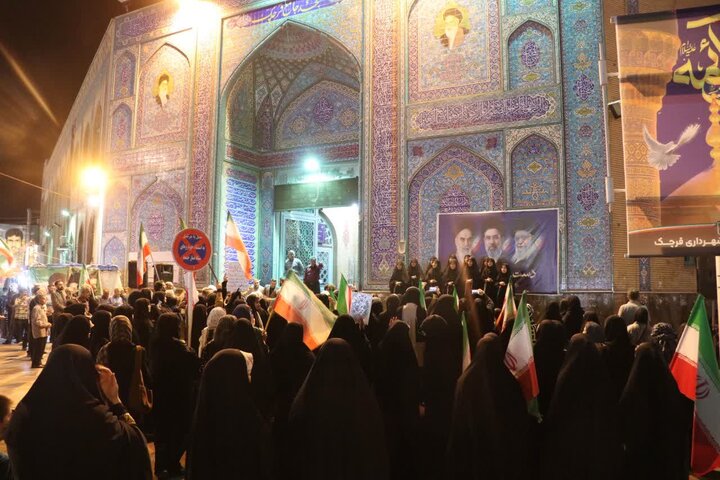 تصاویر/ هفتاد و پنجمین اجتماع شبانه مردمی در قرچک