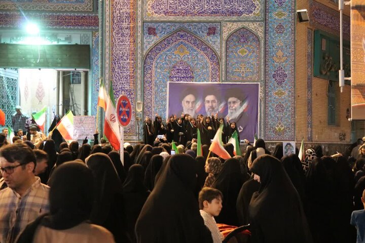 تصاویر/ هفتاد و پنجمین اجتماع شبانه مردمی در قرچک