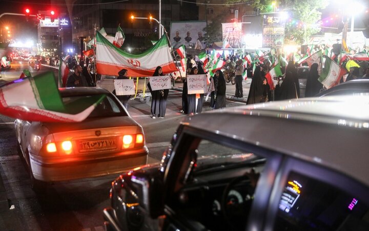 تصاویر/ اجتماع حامیان وطن در منطقه یک تهران