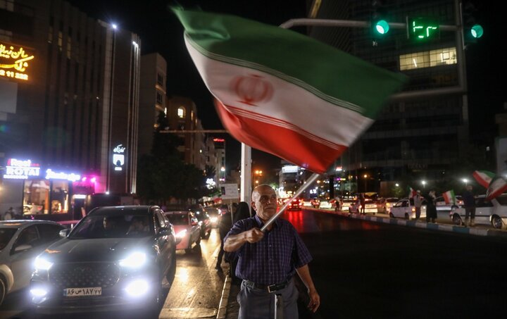 تصاویر/ اجتماع حامیان وطن در منطقه یک تهران