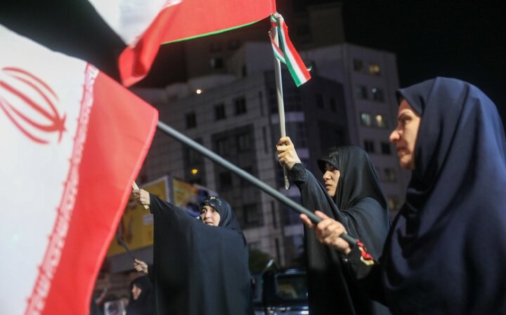 تصاویر/ اجتماع حامیان وطن در منطقه یک تهران