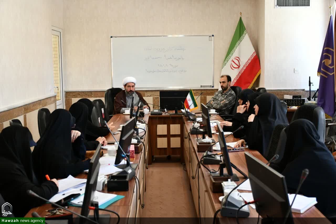 فعالیت‌ مدارس علمیه در دوران جنگ رمضان مستندسازی شود