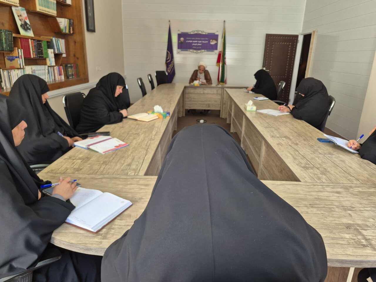 جلسه اخلاق مرکز مدیریت حوزه علمیه خواهران استان کرمان